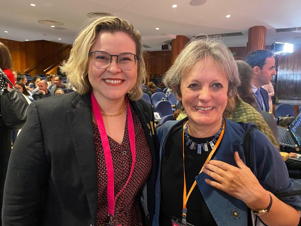 Lucia Gratao of CGAN, Brazil’s Ministry of Health, and Patti Rundall, IBFAN.